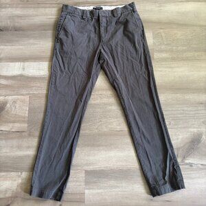 Banana Republic gray chino pants size 32x30 mens USED